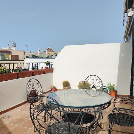 Lovely 1-Bedroom Loft With Terrace. Amazing View. Séville Extérieur photo
